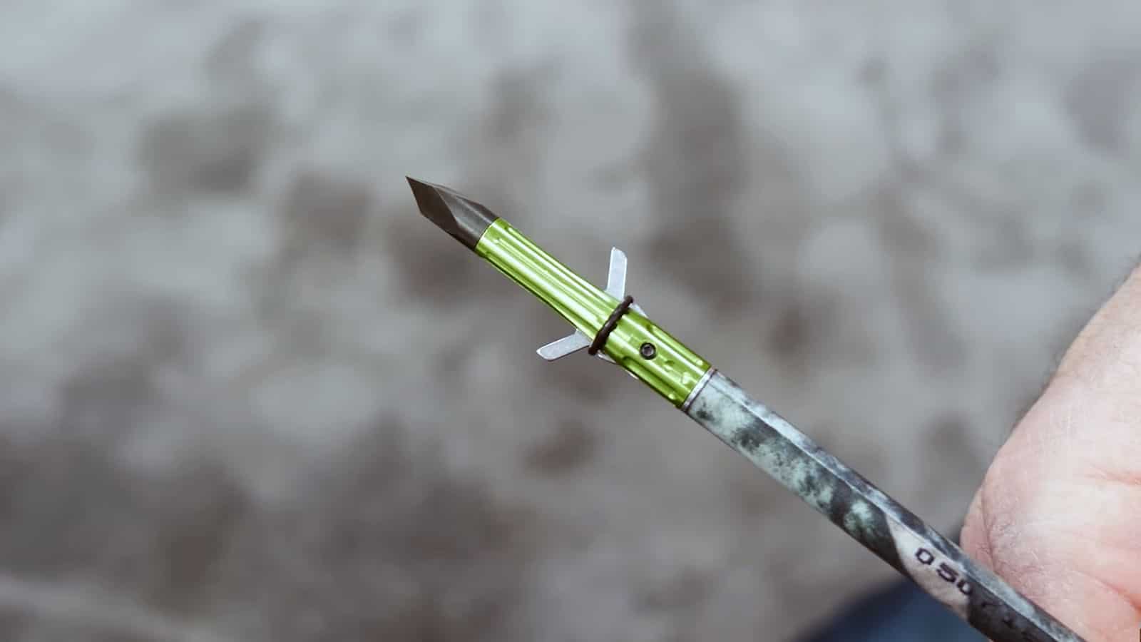 featured - best arrows for compound bow