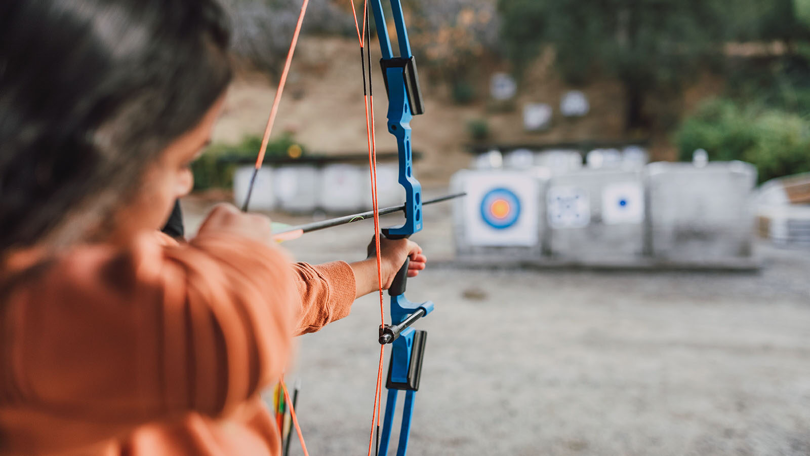 difference recurve vs compound bow - energy