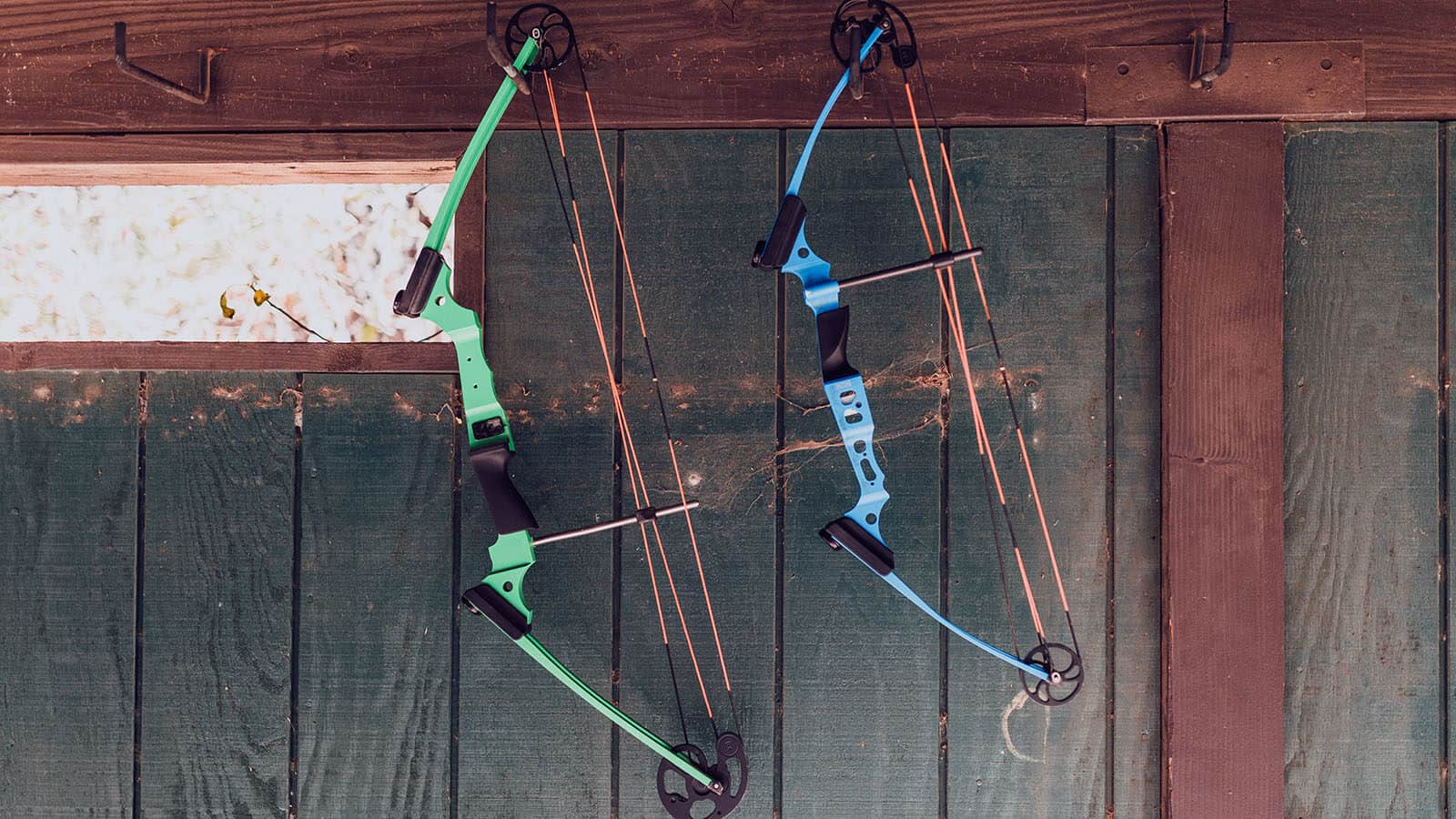 recurve vs compound bow - what is compound bow