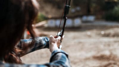where to practice archery - feature