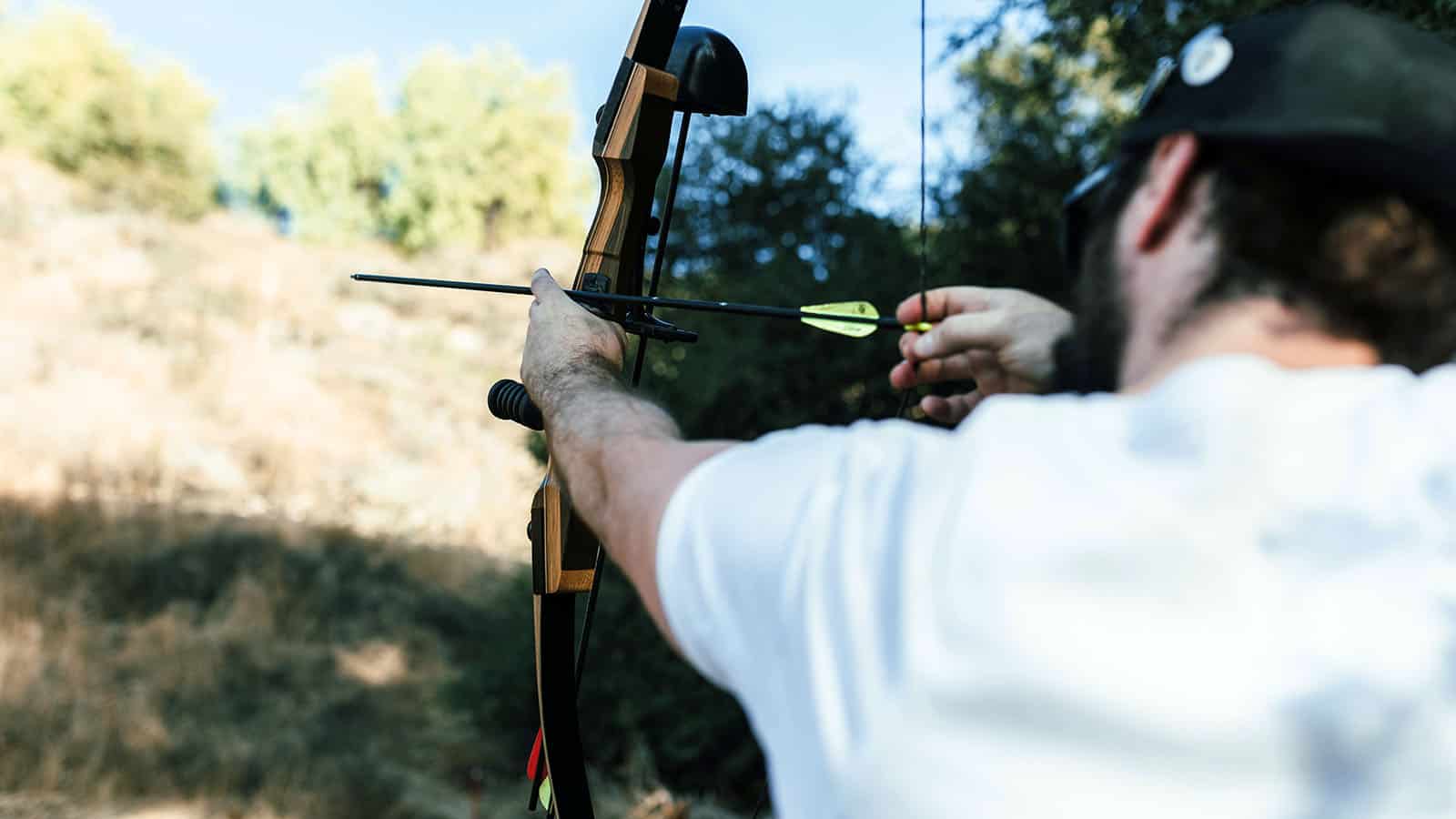 Bowhunting 101 - Drawing the Bow